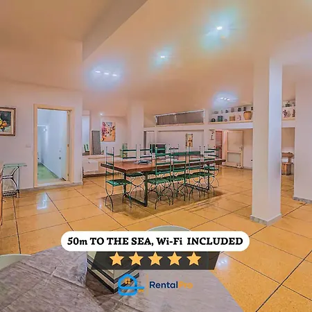 Incantevole Taverna Open Space A 50m Dal Mare - Wifi Incluso Apartment San Foca